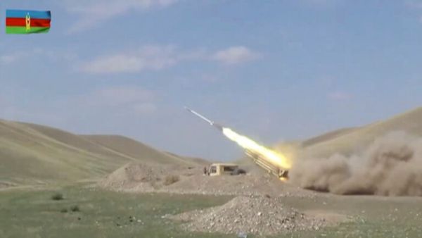 استمرار التوتر في منطقة قره باغ، وتواصل القصف 