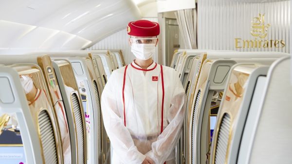 طيران الإمارات أفضل ناقلة عالمية ضمن جوائز بيزنس ترافلر 2020
