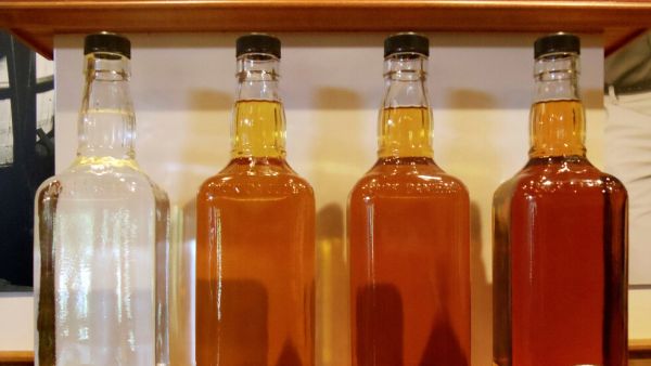 مصادرة أطنان من المشروبات الكحولية المغشوشة