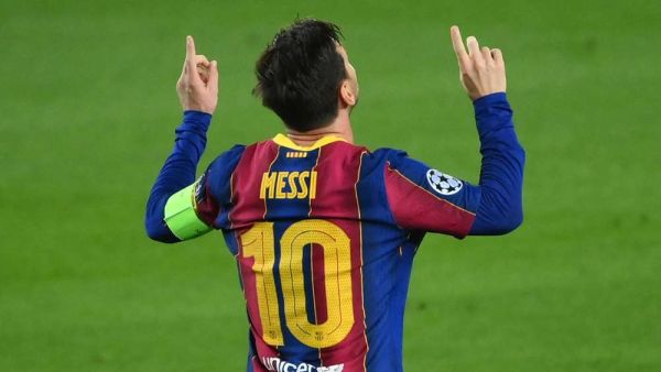 ميسي يقود برشلونة للفوز
