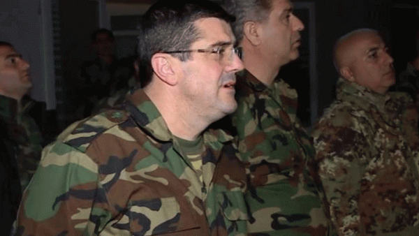 أرايك هاروتيونيان رئيس جمهورية قره باغ 