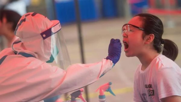 الصين تسجل 11 إصابة جديدة بكورونا