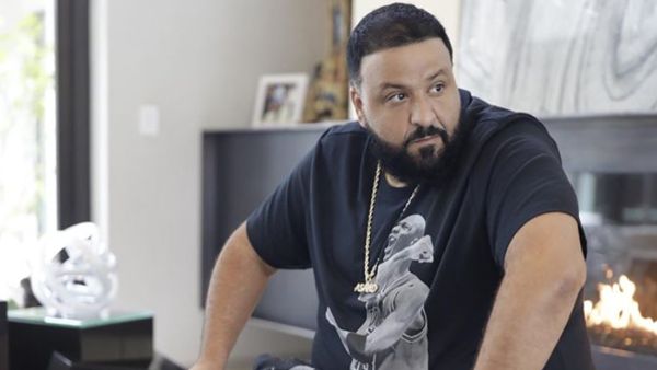 The song is inspired by Khaleeji beats