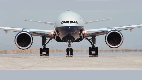 جنرال إلكتريك تحتفل بمرور 25 عاماً من دخول محرك الطائرات النفاثة GE90 للخدمة