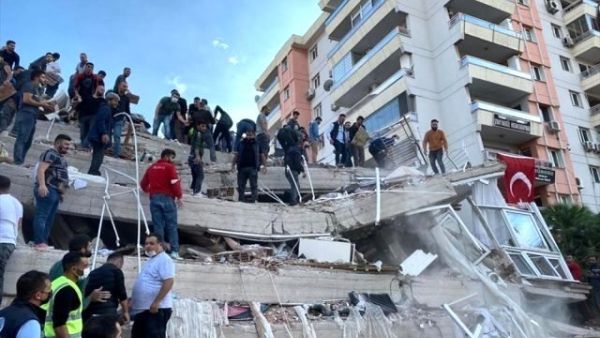 انتشل رجال الإنقاذ حتى الآن 106 أشخاص