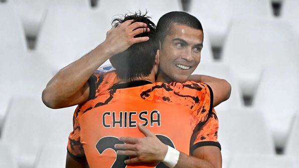 رونالدو يتألق بعد عودته