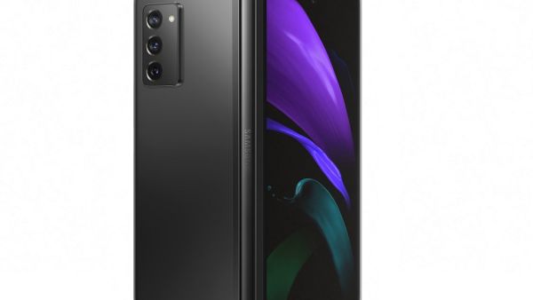 عصر جديد من الاتصال: الدور الحيوي لهاتف Galaxy Z Fold2 5G في الارتقاء بمستوى الانتاجية والتجارب الترفيهية للمستخدمين
