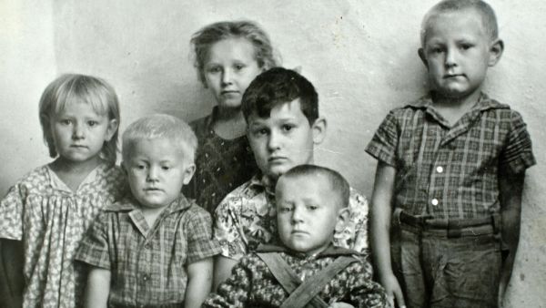 child refugees landed in India during World War II(Shutterstock)