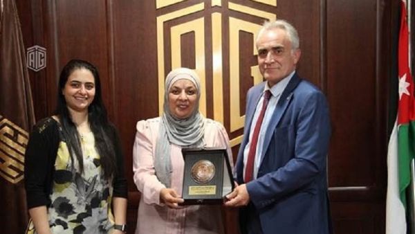 أبوغزاله يستقبل أمين سر جمعية أصدقاء مرضى الثلاسيميا الفلسطينية لبحث سبل الاستدامة في عمل الجمعية