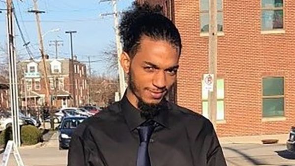 مسيرة بعاصمة ولاية أوهايو الأمريكية احتجاجا على قتل الشرطة رجلا أسود