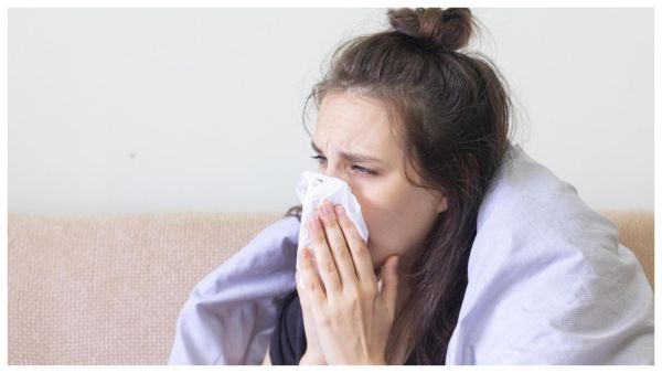 يتسبب السكر في حدوث التهاب، مما يقلل من المناعة عن طريق إضعاف خلايا الدم البيضاء التي تتمثل مهمتها في محاربة العدوى