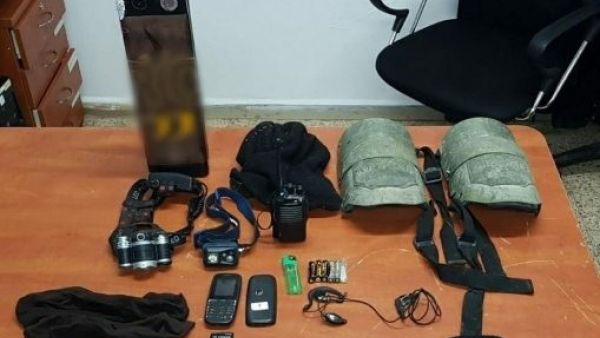 الاحتلال يعتقل 3 فلسطينيين اقتحموا قاعدة عسكرية