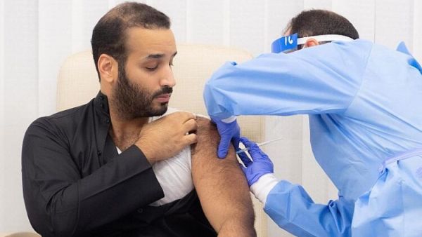 ولي العهد السعودي الأمير محمد بن سلمان تلقى الجرعة الأولى من لقاح كوفيد-19 