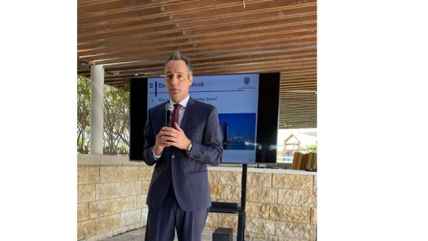 دكتور أليكزيس أنطونيادس، الأستاذ المشارك ورئيس قسم الاقتصاد الدولي في جامعة جورجتاون في قطر، الجامعة الشريكة لمؤسسة قطر. مؤسسة قطر: أستاذ بجامعة جورجتاون يلقي الضوء على الاستجابة المبكرة لدولة قطر للجائحة باعتبارها مفتاحا للتعافي الاقتصادي