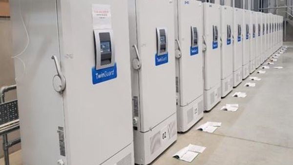 Freezers storing Pfizer-BioNTech vaccines released (Twitter)