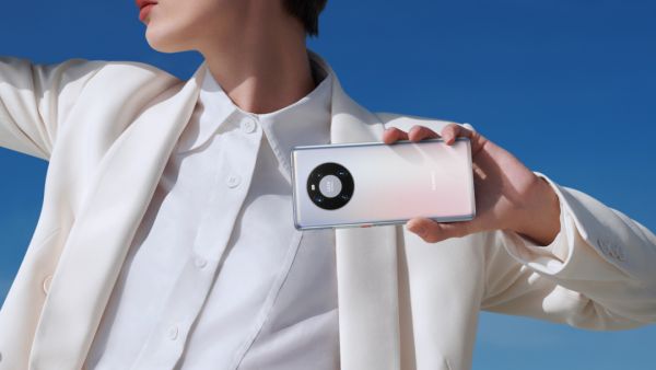 هاتف HUAWEI Mate40 Pro صمّم ليترك بصمته الخاصة
