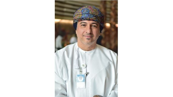 حسن عبد الأمير شعبان، المدير العام - رئيس مجموعة الخدمات المصرفية الحكومية في البنك الوطني العُماني البنك الوطني العُماني يشارك في برنامج ’خبرات‘ لتزويد الشباب العُماني بالمهارات الوظيفية التي يتطلبها سوق العمل
