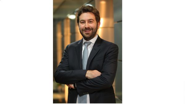 Lessons To Draw From the Aviation Industry To Accelerate Adoption of Autonomous Driving in the Middle East