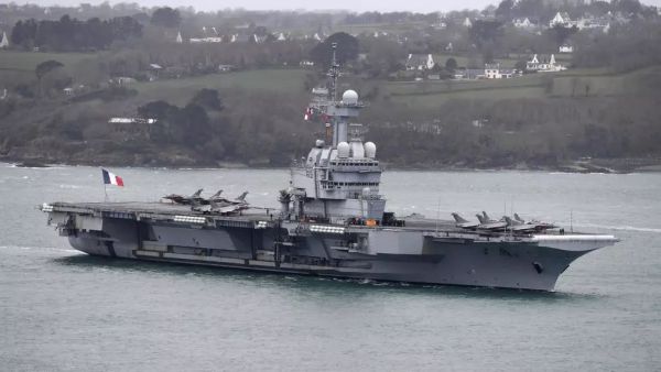 حاملة الطائرات الفرنسية شارل ديغول