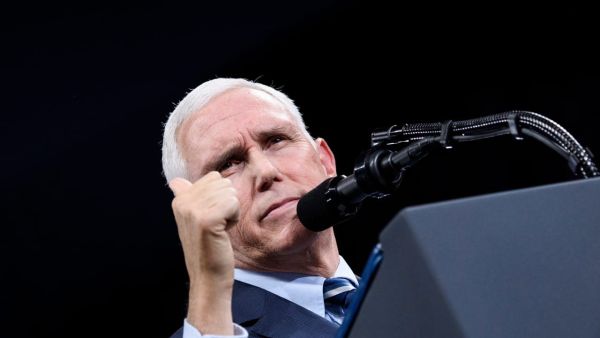 نائب الرئيس الأمريكي مايك بينس