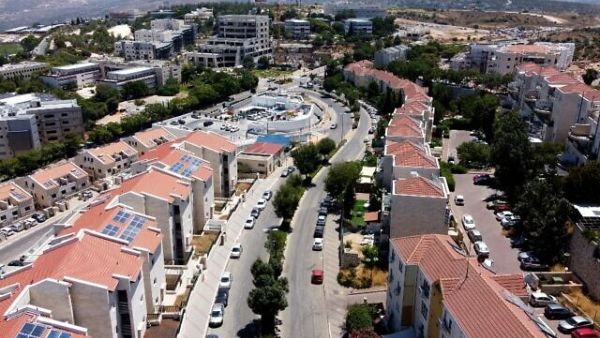 The Israeli settlement of Ariel in the West Bank, on July 1, 2020 (JACK GUEZ / AFP)