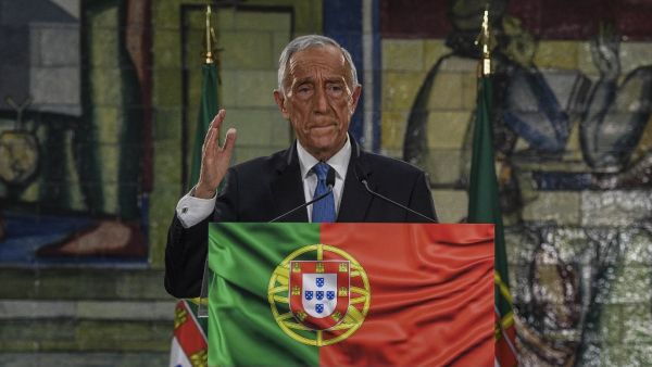 Presidential candidate Marcelo Rebelo de Sousa delivers his victory speech after been re-elected as Portugal's President during the 2021 presidential elections in Lisbon on January 24, 2021. Marcelo Rebelo de Sousa won Portugal's presidential election with a majority of the vote in the first round, according to the election commission. PATRICIA DE MELO MOREIRA / AFP