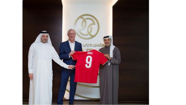 Liverpool Legend Ian Rush Visits Dubai Sports Council, Discusses Starting Projects in Dubai