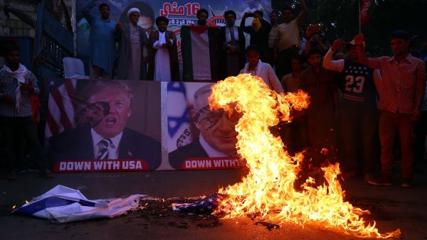 Anti-US and Anti-Israel protest in Pakistan. (Twitter)
