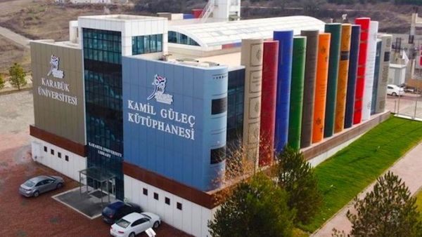 Karabuk university library in Turkey. (Twitter)