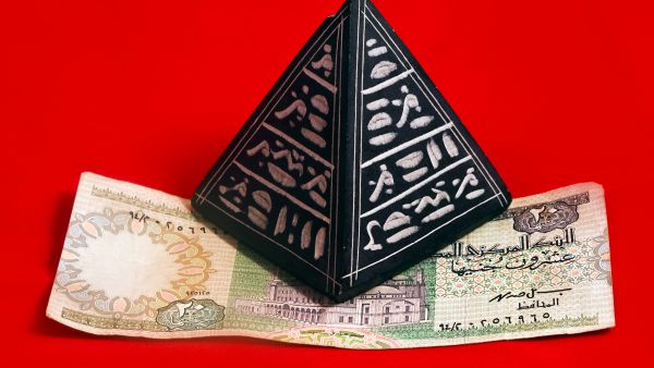 How Is the Egyptian Economy Doing 10 Years After the Revolution?