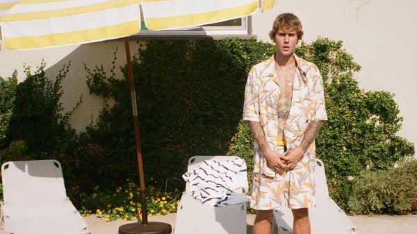 Justin Bieber shuts down reports he is studying to become a minister 