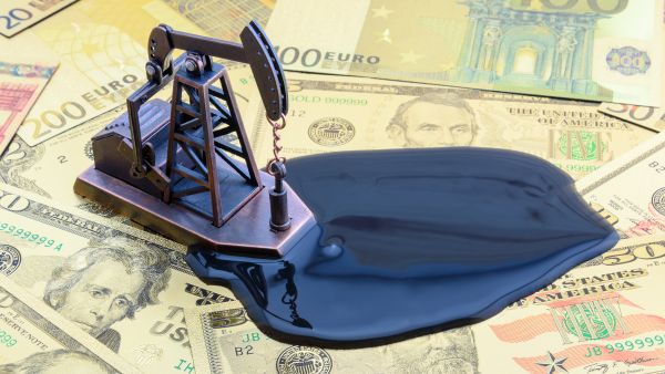 OPEC+ Challenging Mission to Decide on Production Rates Suggests a Critical Year Ahead