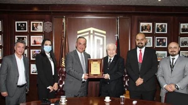أبوغزاله يستقبل الهندي ويبحثان آخر التطورات في قطاع السياحة