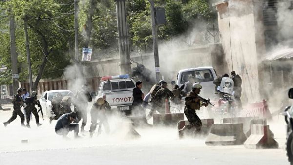 مصرع شخصين جراء انفجار سيارتين في كابل