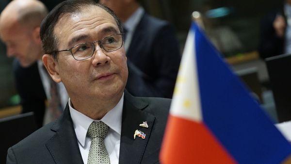 تيودورو لوكسين وزير خارجية الفلبين