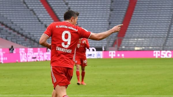 ليفاندوفسكي يرفع رصيده إلى 28 هدفاً في صدارة هدافي البوندسليغا