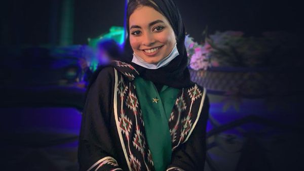 منى شيخ
