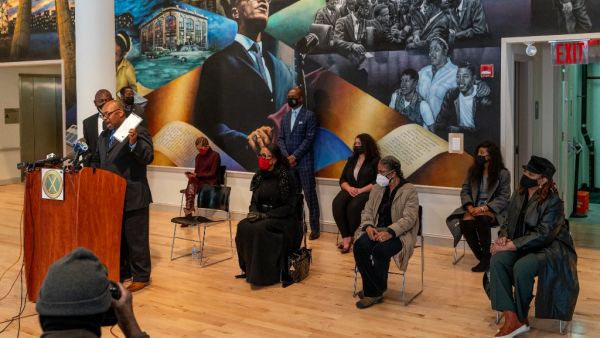 Reggie Wood and the Ilyasah Shabazz (L), Qubiliah Shabazz (C)and Gamilah Shabazz (R) daughters of Malcolm-X during a news conference to present new evidence in the assassination of the civil rights activists on February 20, 2021 in New York City. Ray Wood, an undercover NYPD police officer, confessed in a deathbed declaration letter that the NYPD and the FBI conspired to undermine the legitimacy of the civil rights movement and its leaders. Reggie Wood (relative of Ray Wood) revealed evidence of a conspirac