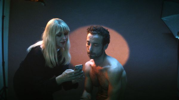 فيلم الرجل الذي باع ظهره