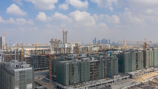 التحول الرقمي في عزيزي للتطوير العقاري خطوة في الاتجاه الصحيح لتحقيق نجاح مثالي في عملياتها التشغيلية