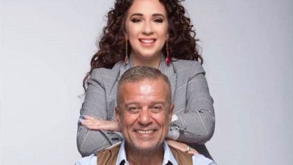 شريف منير يعتذر لابنته