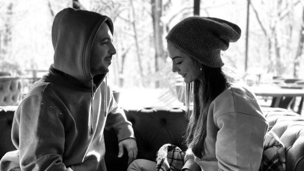 Demet Özdemir on Valentine's Day: Oğuzhan Koç and I DO NOT Live Together!