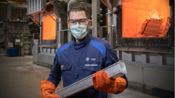 Aluminium produced using solar energy will meet almost half the annual requirements of the light metal foundry at Plant Landshut Harnessing the Power of the Desert Sun: BMW Group Sources Aluminium Produced Using Solar Energy