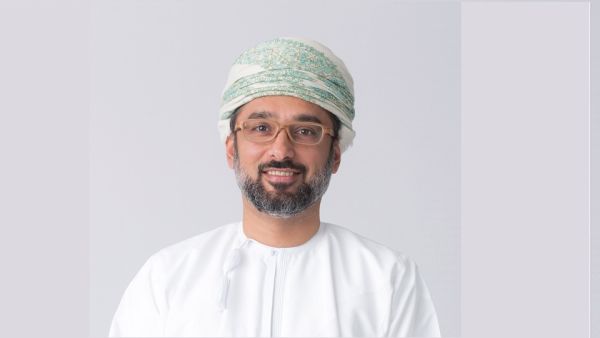  تُتيح لعملائها الاستمتاع باشتراك مجاني في منصة STARZPLAY ضمن باقات شهري عُماننا