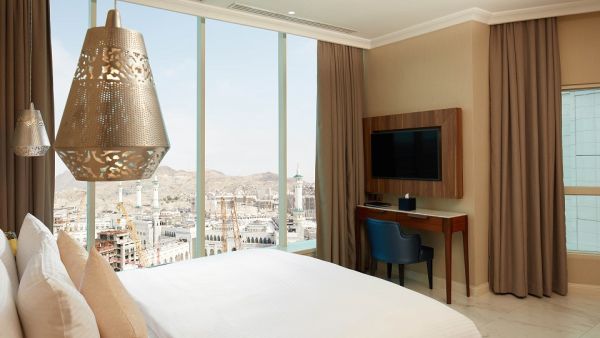 Shaza Makkah Penthouse Master BR Shaza Makkah Gears up for Umra and Internal Winter Tourism