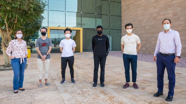المسابقة البرمجية الجامعية هي أكبر وأعرق مسابقة للبرمجة تُقام على المستوى الوطني في جميع أنحاء العالم، حيث يتقدم الفائزون عن كل بلد للمشاركة في النسخة الإقليمية قبل أن يتأهلوا للنهائيات الدولية. كارنيجي ميلون في قطر تنظم أول مسابقة دولية للبرمجة الجامعية في قطر