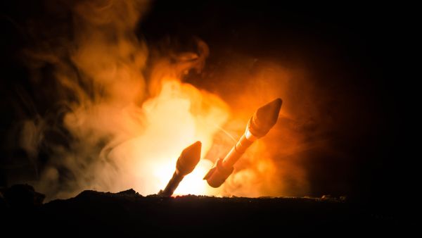 Houthi missiles attempt to land in Riyadh 