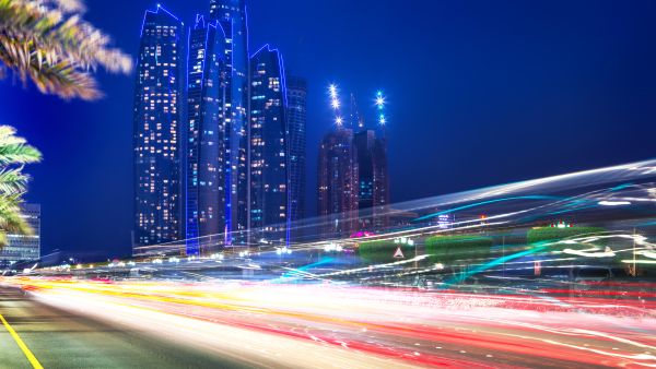 Why Is This  the Right Time to Invest in UAE?