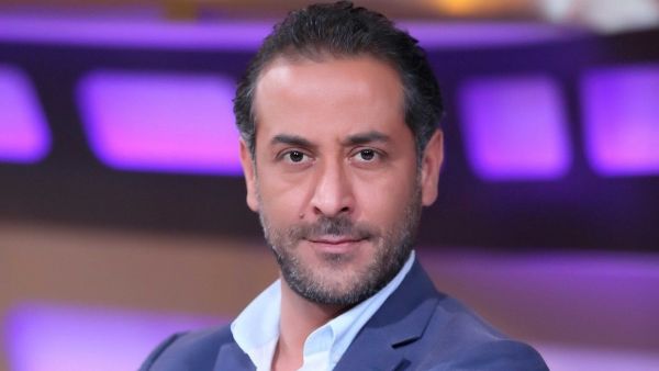  'Disgusting'! Abdel Moneim Amiry Shockingly Displays His BARE BOTTOM While Sitting on Toilet (Picture)