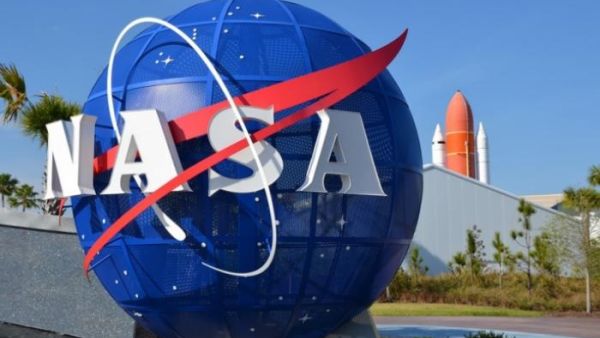 بايدن يختار سيناتورا سابقا قام برحلة إلى الفضاء لقيادة "ناسا"